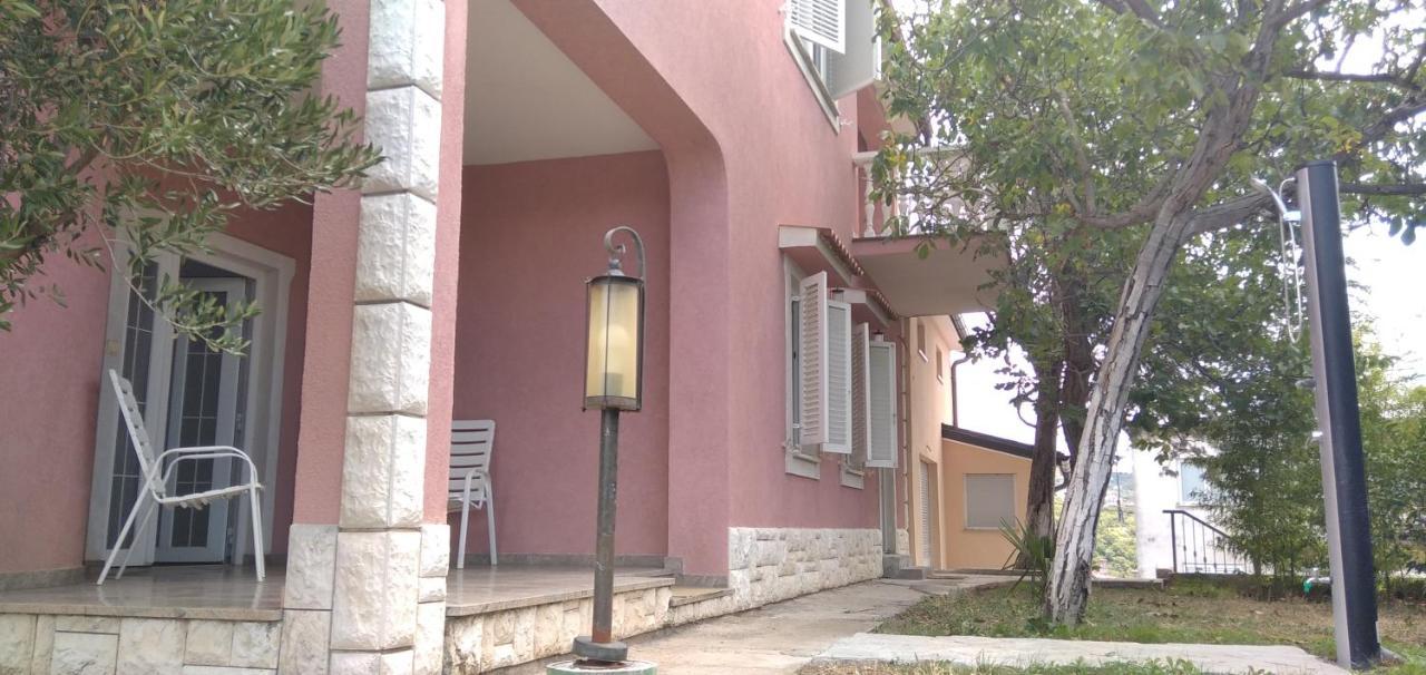Gecko Apartment Рийека Екстериор снимка