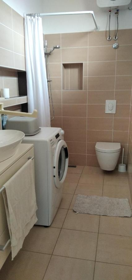 Gecko Apartment Рийека Екстериор снимка